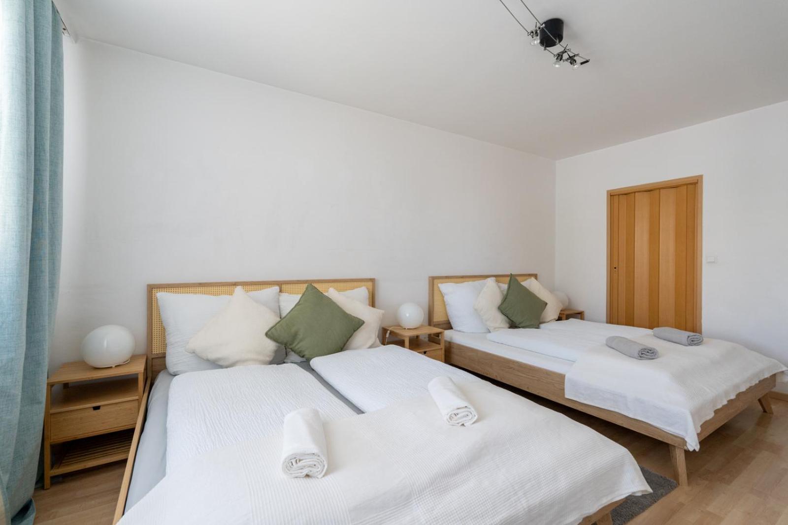 Two Bedrooms - 85 Squaremeters - 4 Min To U6 Dresdner Str Vídeň Exteriér fotografie