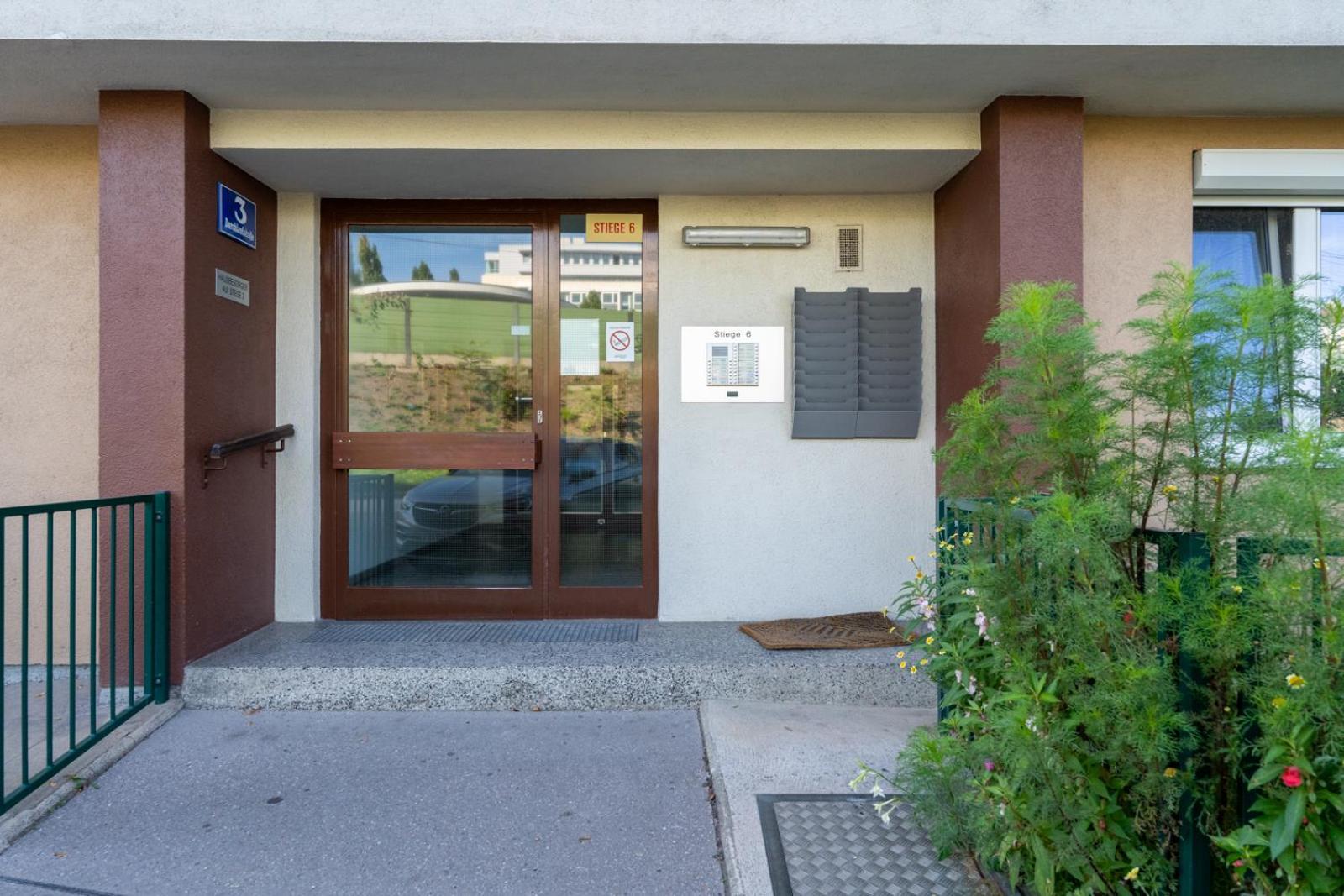 Two Bedrooms - 85 Squaremeters - 4 Min To U6 Dresdner Str Vídeň Exteriér fotografie