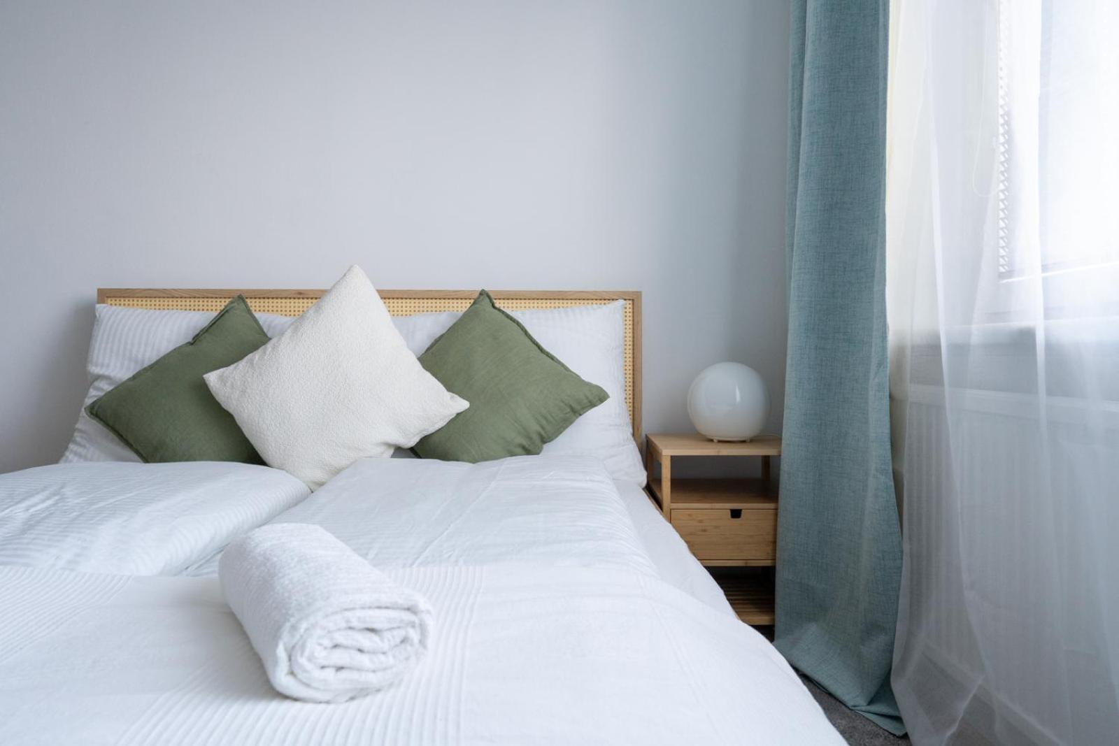 Two Bedrooms - 85 Squaremeters - 4 Min To U6 Dresdner Str Vídeň Exteriér fotografie