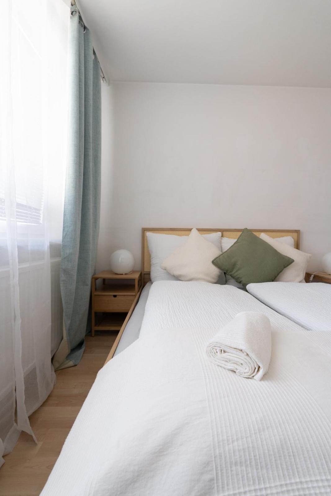 Two Bedrooms - 85 Squaremeters - 4 Min To U6 Dresdner Str Vídeň Exteriér fotografie